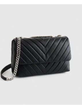 Quince Italian Leather Quilted Crossbody Bag Black Chevron Chain Strap Small bag